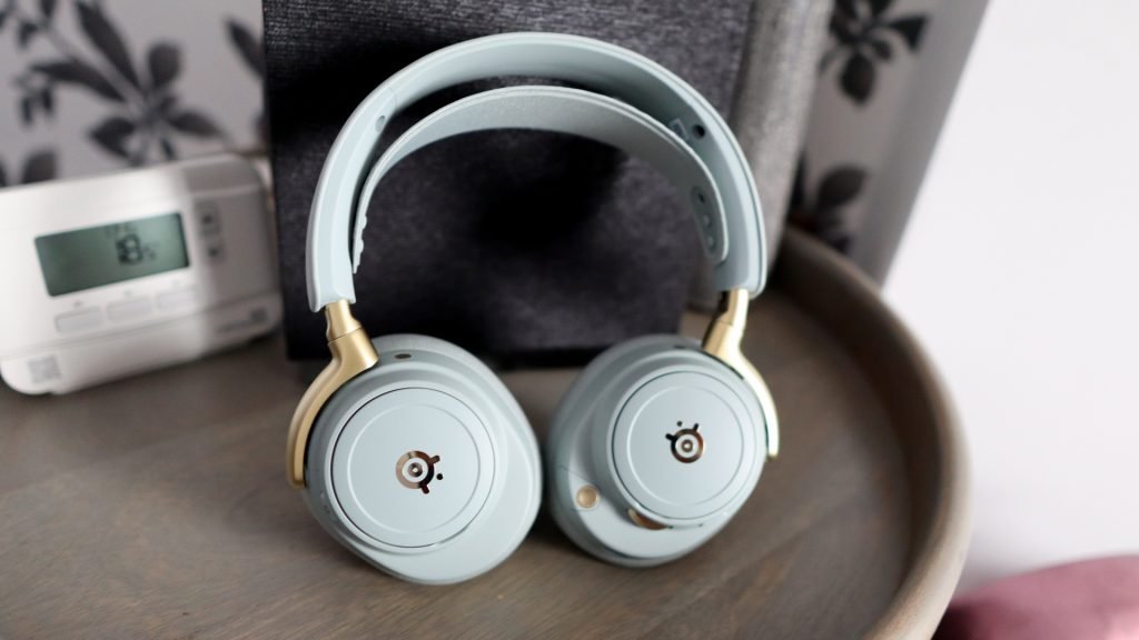 The SteelSeries Arctis Nova Elite is a sublime gaming headset The SteelSeries Arctis Nova Elite is a sublime gaming headset