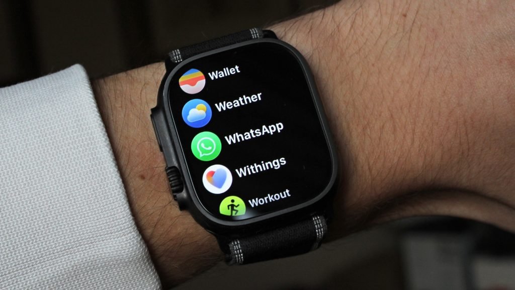 WhatsApp on Apple Watch: Six key features of the new app