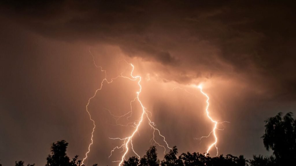 When Thunderstorms Hit, Asthma Can Become an ER Nightmare