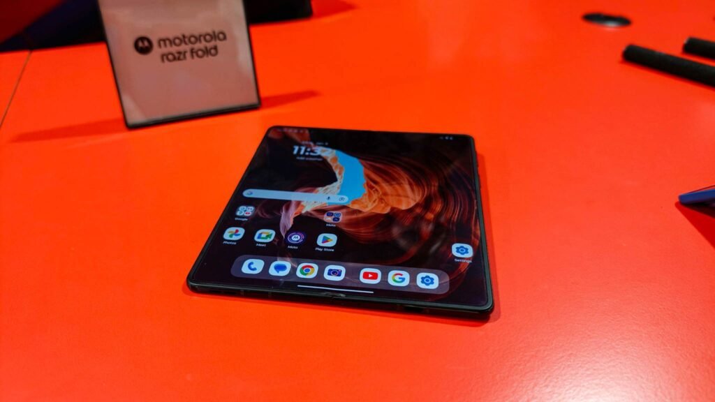 Motorola will reveal all about its Razr Fold during MWC 2026, and I'm so ready