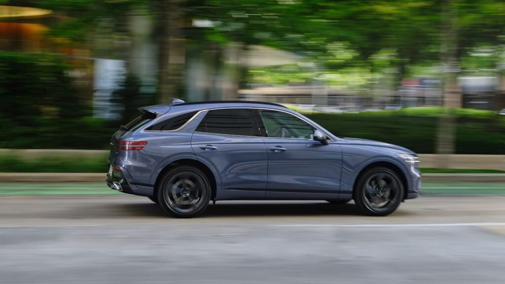 The Genesis GV70 makes the BMW X3 look overpriced