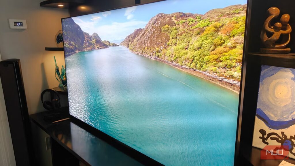 3 ways modern OLEDs prevent burn-in that you don't even notice