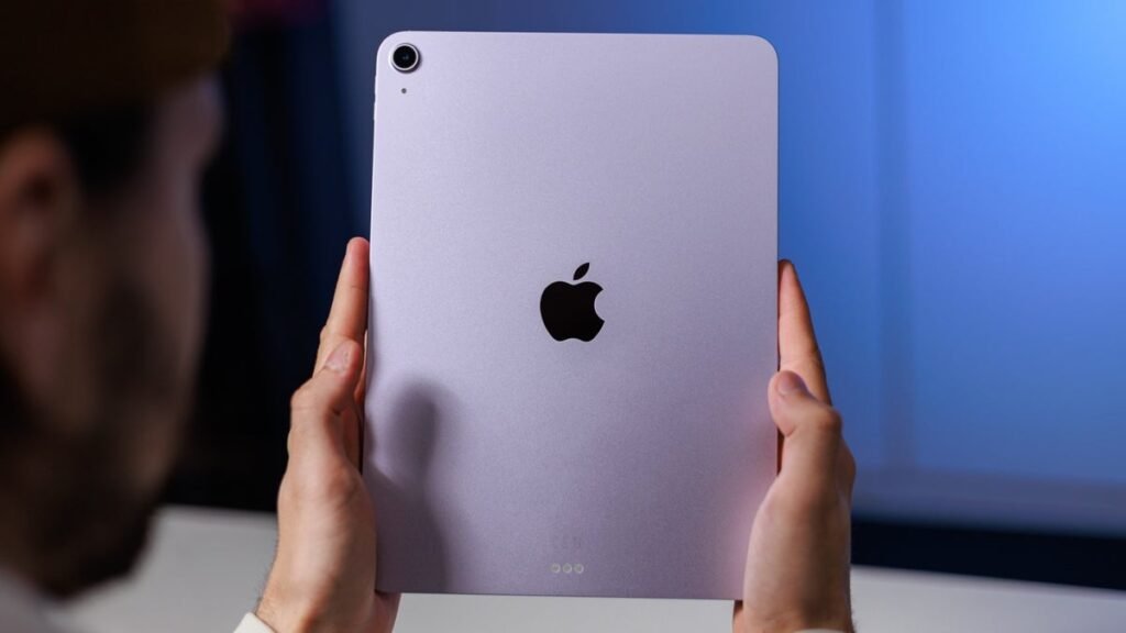 Amazon is taking its iPad Air (M3) clearance offers to the following degree with $200 reductions Amazon is taking its iPad Air (M3) clearance deals to the next level with $200 discounts