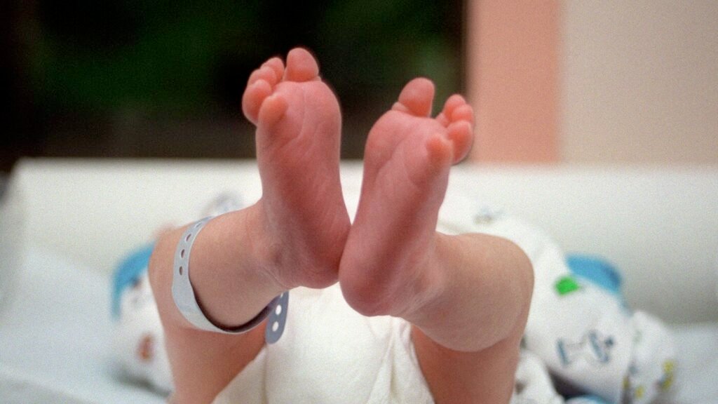 COVID vaccines during pregnancy protect newborns for 5 months, study finds : NPR