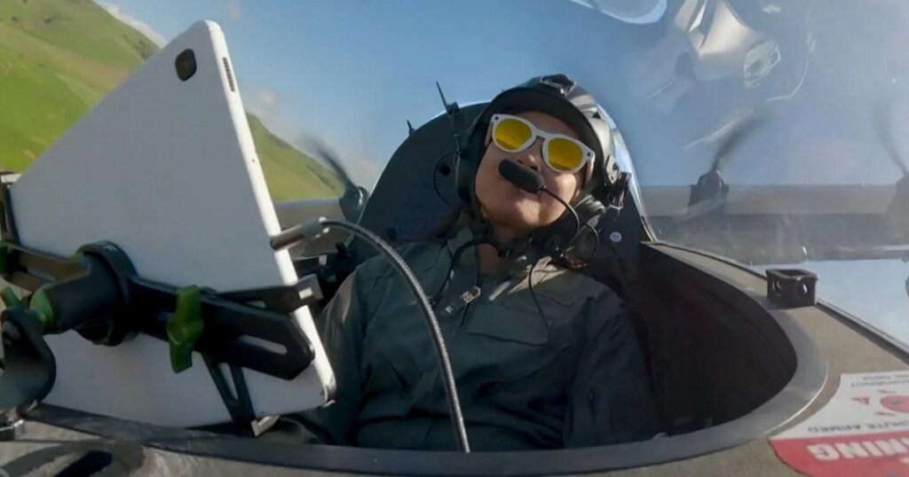 Company tries to make flying car of the future