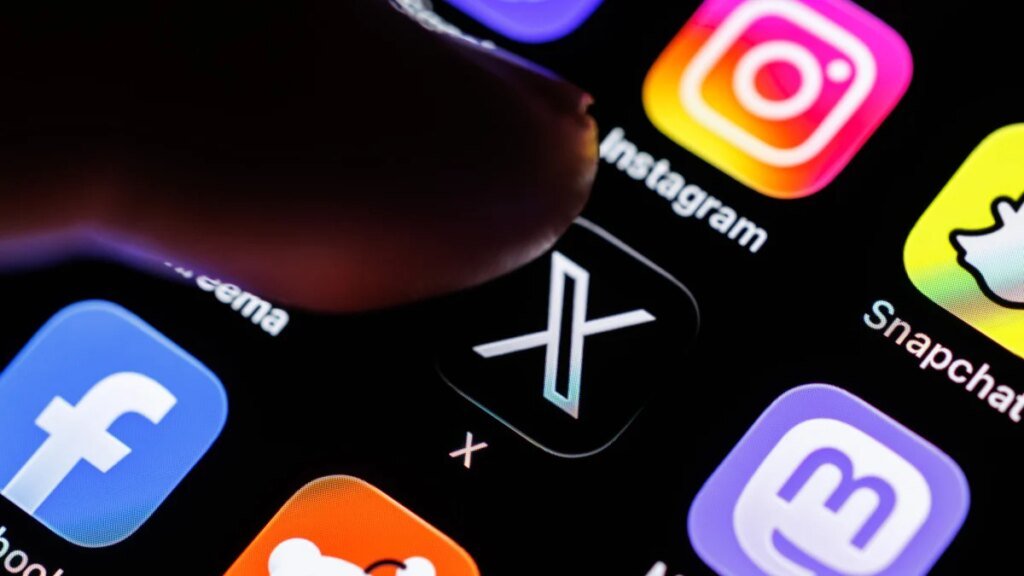 Elon Musk's X teases new dislike button on replies