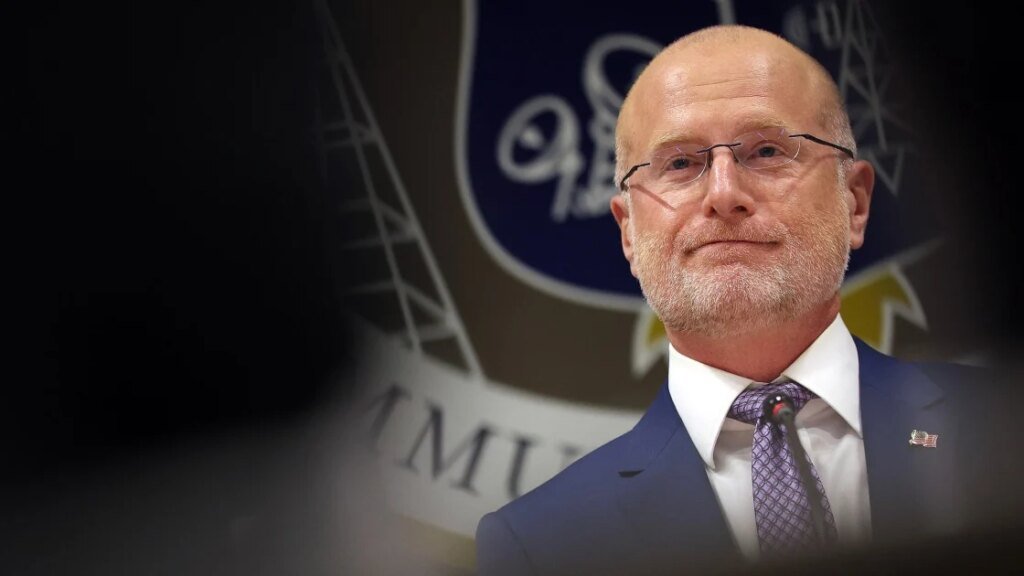 FCC Chair to Europe: If You Restrict US Satellite Providers, We’ll Ban You Here FCC Chair to Europe: If You Restrict US Satellite Providers, We'll Ban You Here