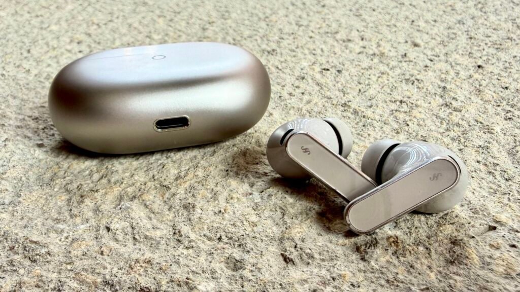 Huawei FreeBuds Pro 5 review: AirPods Pro alternatives I didn't expect to love this much