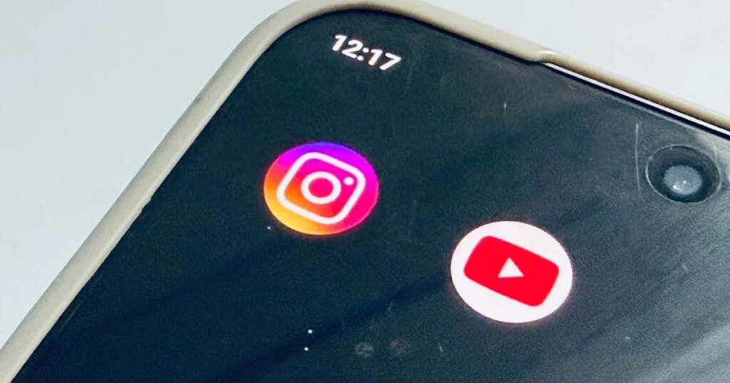Instagram might quickly allow you to watch Reels whereas offline with automated downloads Instagram could soon let you watch Reels while offline with automatic downloads