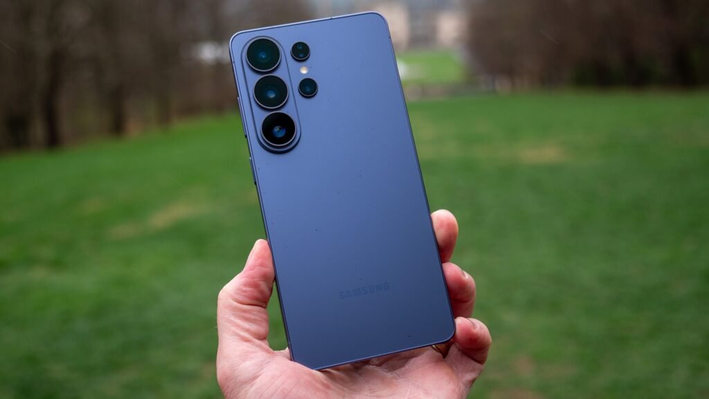 Final name! Seize a free Samsung Galaxy S26 Extremely from T-Cell earlier than the deal ends on April 1st Last call! Grab a free Samsung Galaxy S26 Ultra from T-Mobile before the deal ends on April 1st