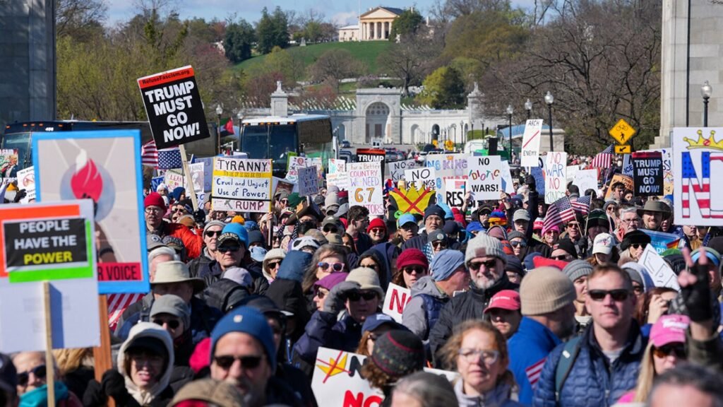 'No Kings' Protests Across the Country : The Picture Show : NPR