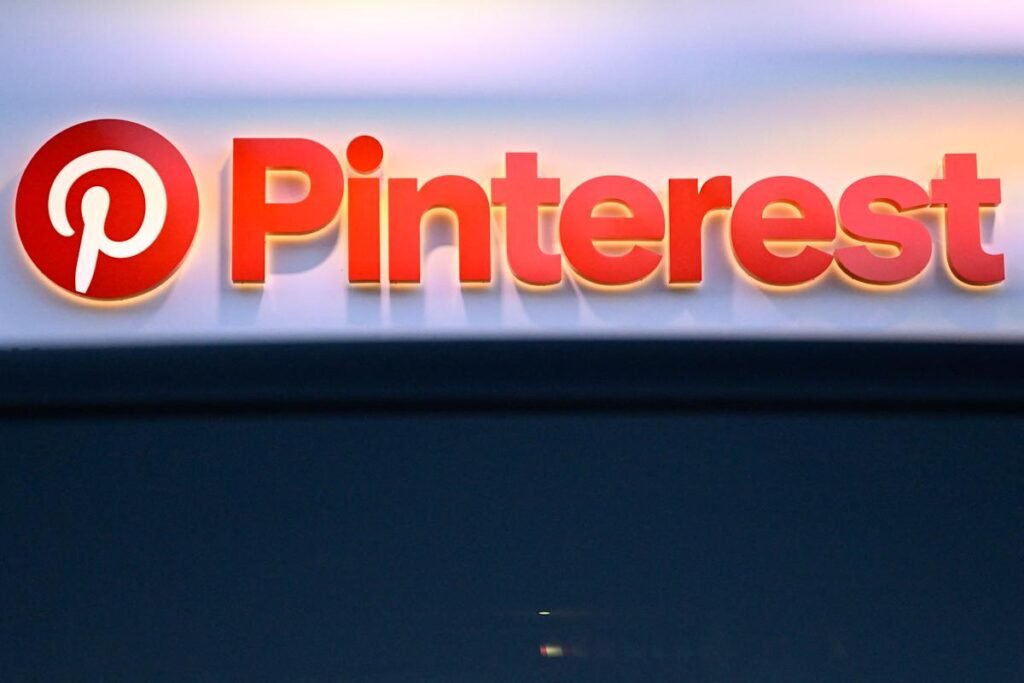 Pinterest CEO says teenagers underneath 16 must be banned from social media (however not Pinterest) DAAPrivacyRightIcon