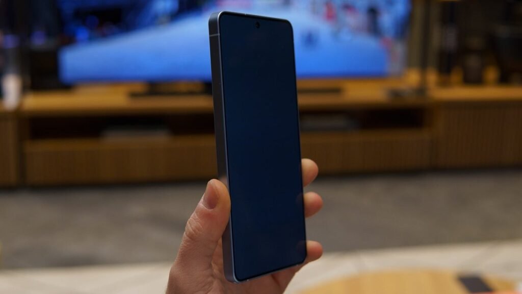 Samsung is reportedly experiencing record-breaking Galaxy S26 demand Samsung is reportedly experiencing record-breaking Galaxy S26 demand