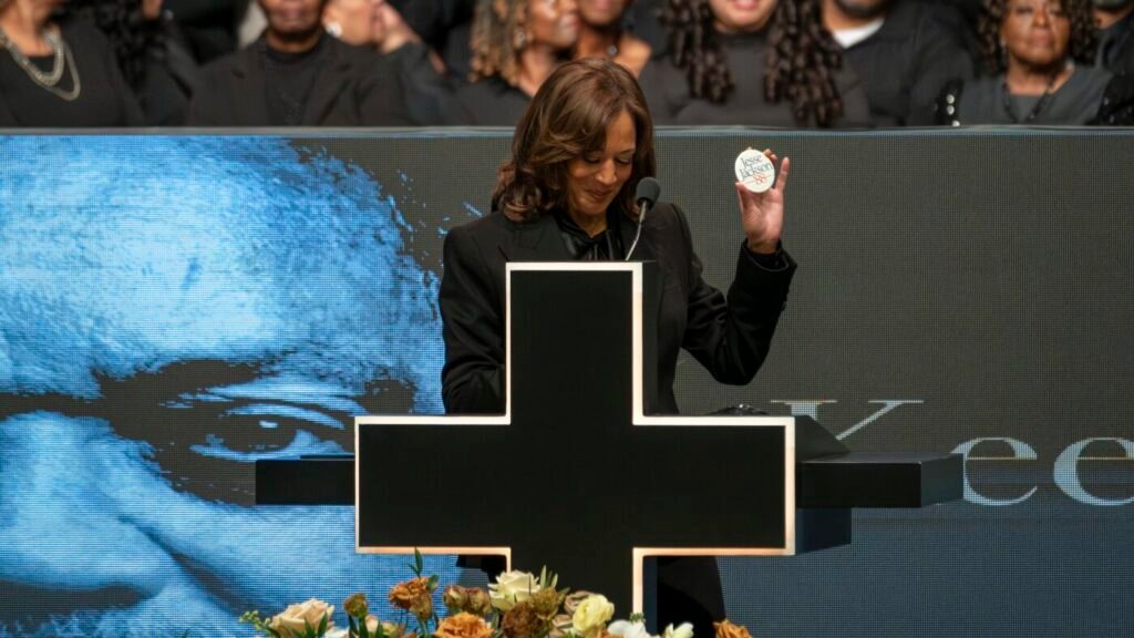 Scenes from Jesse Jackson’s homegoing services : The Picture Show : NPR Scenes from Jesse Jackson's homegoing services : The Picture Show : NPR