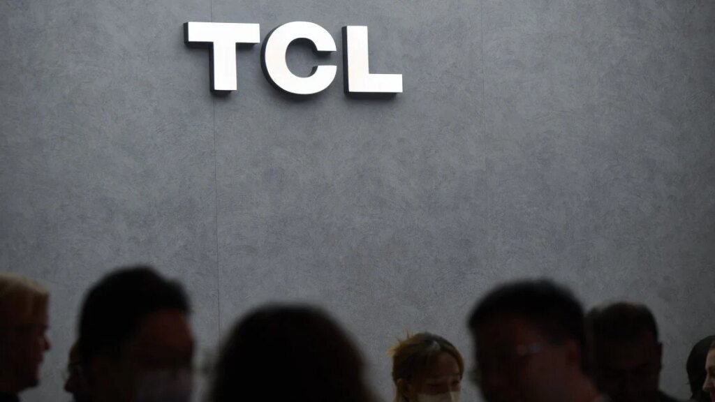 TCL Tips Mini LED Gaming Monitor That Can Hit 1,040Hz Refresh Rate TCL Tips Mini LED Gaming Monitor That Can Hit 1,040Hz Refresh Rate