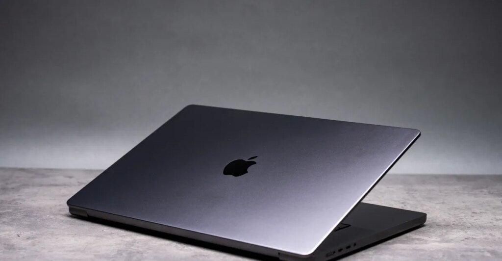 The brand new MacBook Professional remains to be quick as hell The new MacBook Pro is still fast as hell