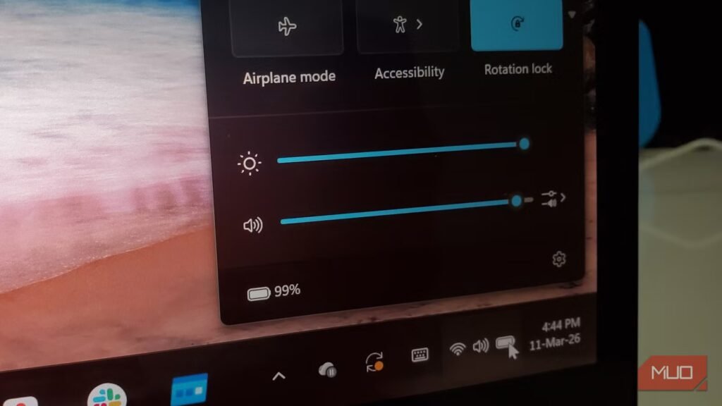 The weird reason your laptop battery drops faster when it’s almost full The weird reason your laptop battery drops faster when it’s almost full