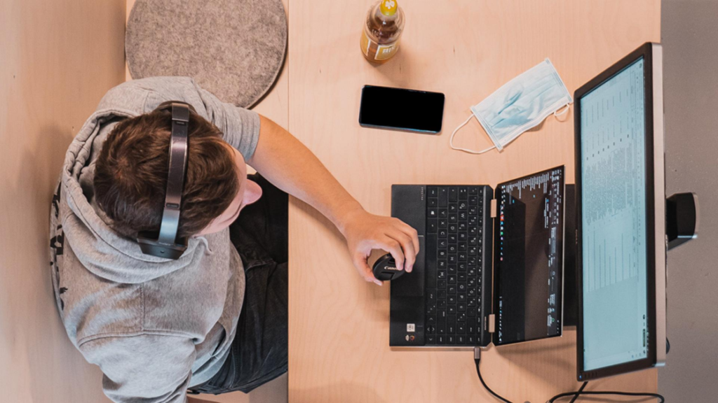 An Straightforward Technique to Migrate, Shield, and Wipe Your PC for Simply $35 An Easy Way to Migrate, Protect, and Wipe Your PC for Just $35