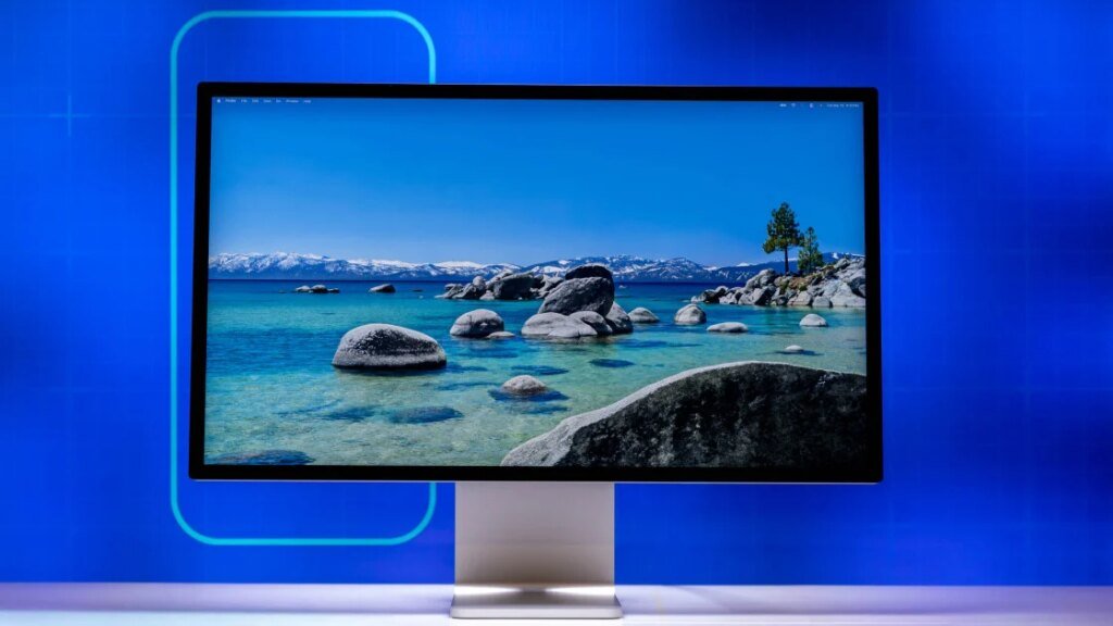 Apple Studio Show (2026) Evaluation: Identical Look, Smarter Hookups Apple Studio Display (2026) Review: Same Look, Smarter Hookups