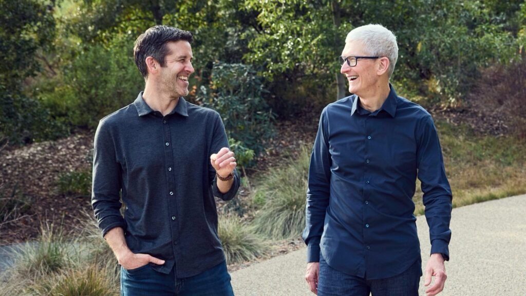 Apple's Tim Cook steps aside as John Ternus becomes the new CEO