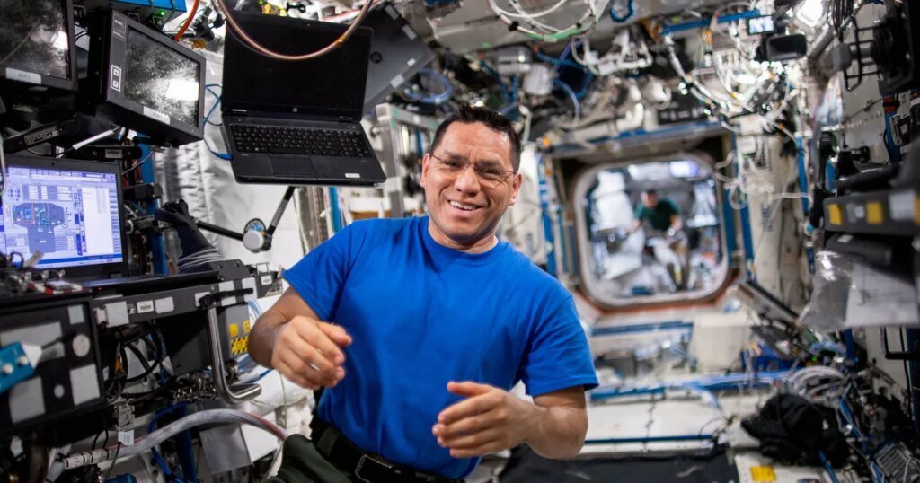 Astronauts on the ISS are getting a laptop upgrade from HP