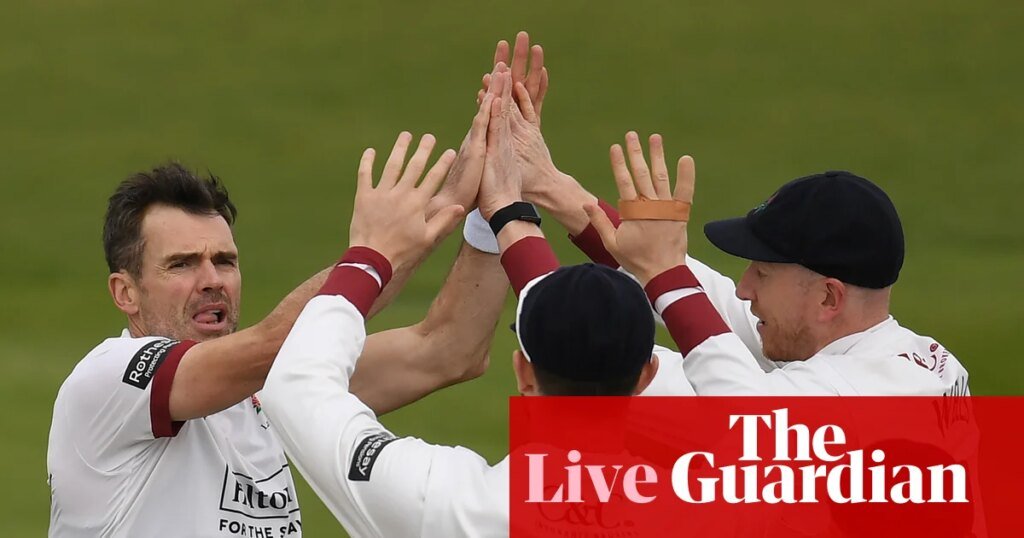 County cricket day two: Somerset v Notts, Leicestershire v Sussex and more – live | Cricket