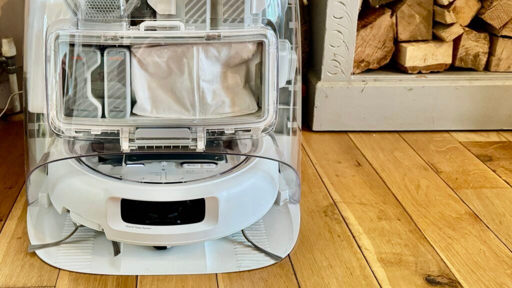 DJI Romo P vs Roborock Saros 10R — which robotic vacuum comes out on high on the subject of dodging obstacles? I put them to the take a look at DJI Romo P vs Roborock Saros 10R — which robot vacuum comes out on top when it comes to dodging obstacles? I put them to the test