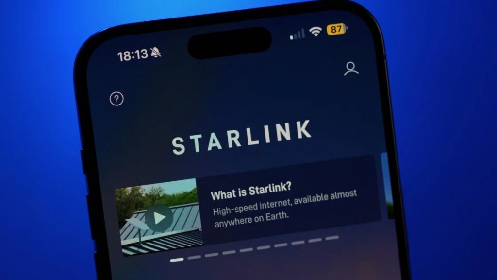 Dems: Feds Ought to Rescind $700M for Starlink if SpaceX Will not Play by the Guidelines Dems: Feds Should Rescind $700M for Starlink if SpaceX Won't Play by the Rules