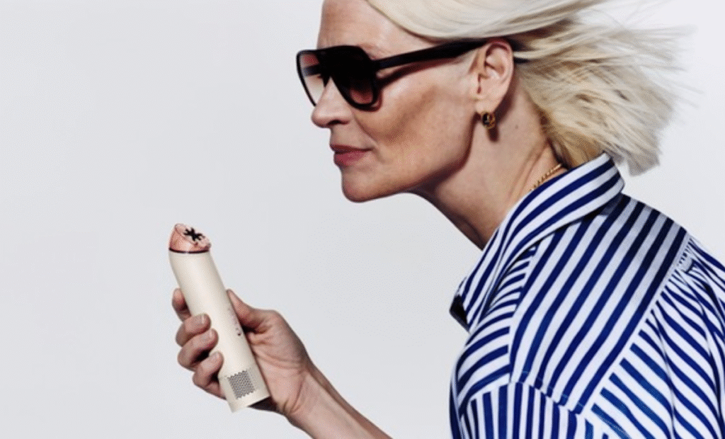 Dyson simply introduced its first-ever handheld fan, with a motor that spins as much as 65,000 RPM Dyson just announced its first-ever handheld fan, with a motor that spins up to 65,000 RPM