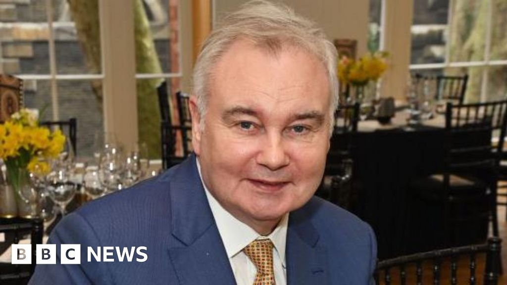 Eamonn Holmes recovering in hospital after stroke Eamonn Holmes recovering in hospital after stroke