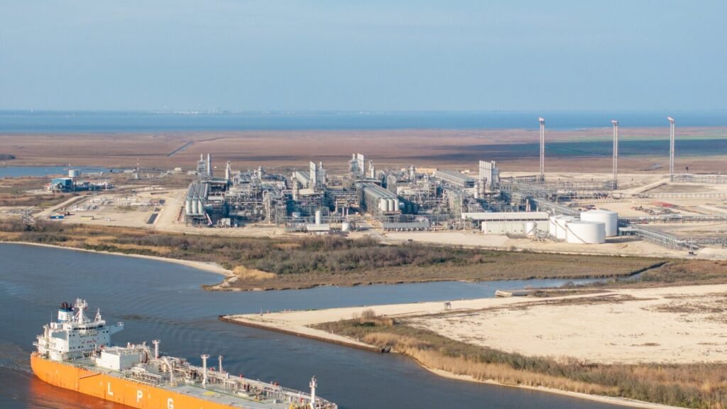 International scarcity of pure fuel advantages U.S. corporations in Iran conflict : NPR Global shortage of natural gas benefits U.S. companies in Iran war : NPR