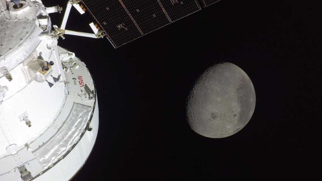 How one can watch the Artemis II crew return to Earth tonight Artemis II Orion Mond