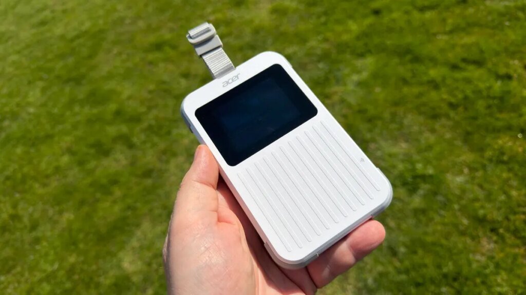 I stopped using my iPhone's hotspot after testing this 5G router - and that won't change