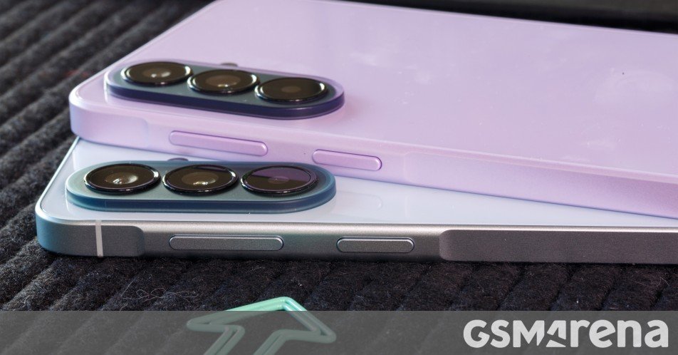 IDC: International smartphone shipments decline by 4% as Samsung leads all makers in Q1 IDC: Global smartphone shipments decline by 4% as Samsung leads all makers in Q1