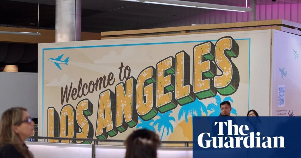 Iranian American woman arrested in Los Angeles for alleged arms trafficking | Los Angeles