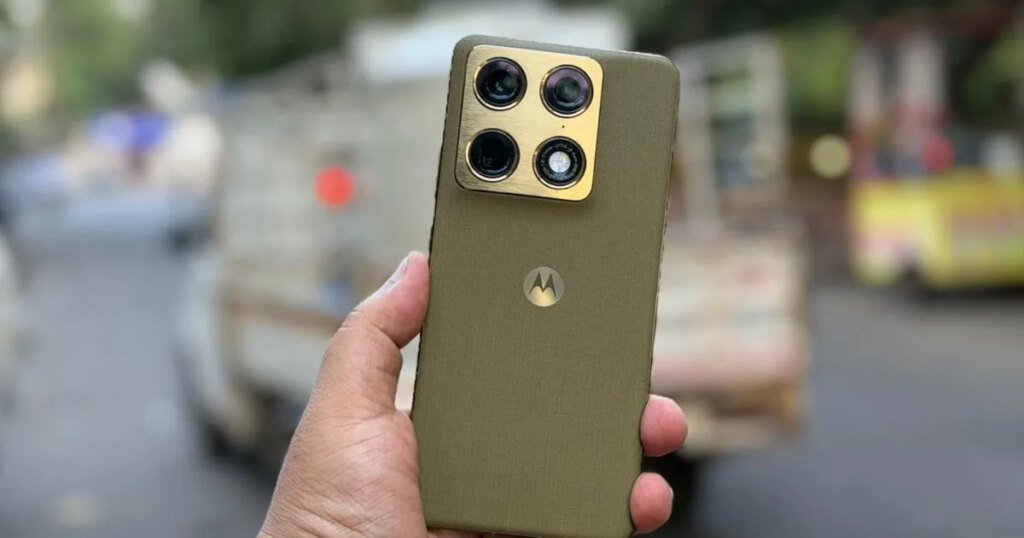 Motorola finally builds a proper flagship – and it only took them years