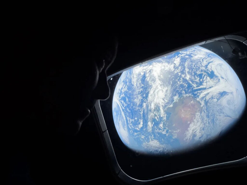 NASA shares breathtaking photos of Artemis II astronauts taking within the view from Orion’s home windows NASA shares breathtaking images of Artemis II astronauts taking in the view from Orion's windows