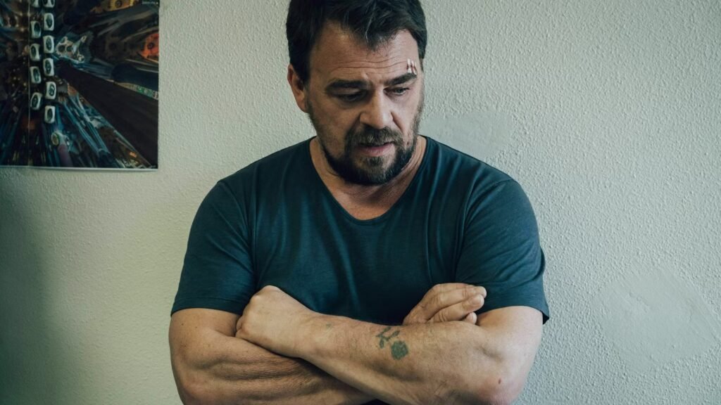 Plex has a brutally realistic crime drama you can binge for free, and it's not in English