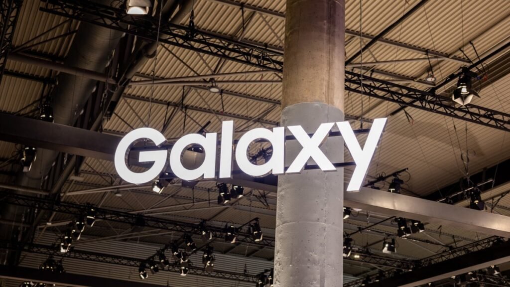 Renders of Samsung Galaxy A27 surface