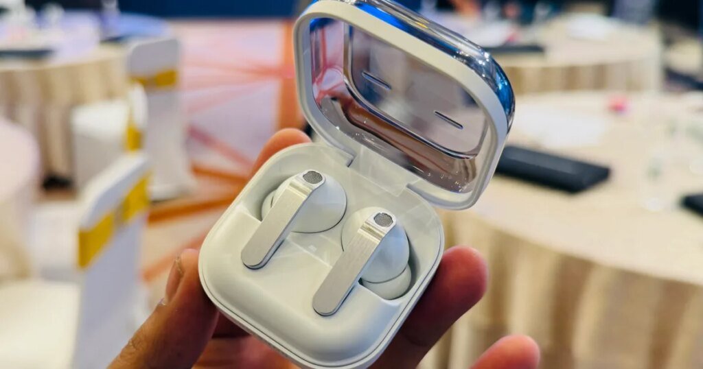 Samsung’s subsequent massive audio wager may skip your ears completely Samsung’s next big audio bet might skip your ears entirely