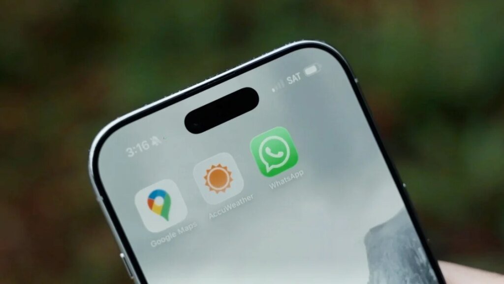 Starlink Mobile Goes Roaming As Rogers Adds US Access for Canadians