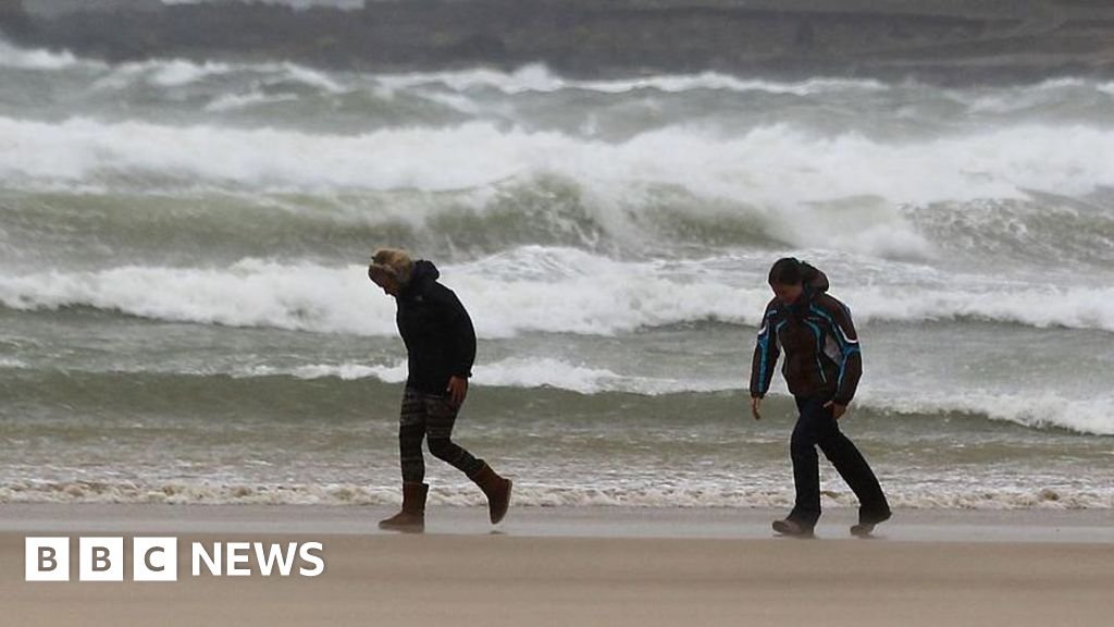 Storm Dave triggers climate warning as 80mph gusts and journey disruption anticipated Storm Dave triggers weather warning as 80mph gusts and travel disruption expected