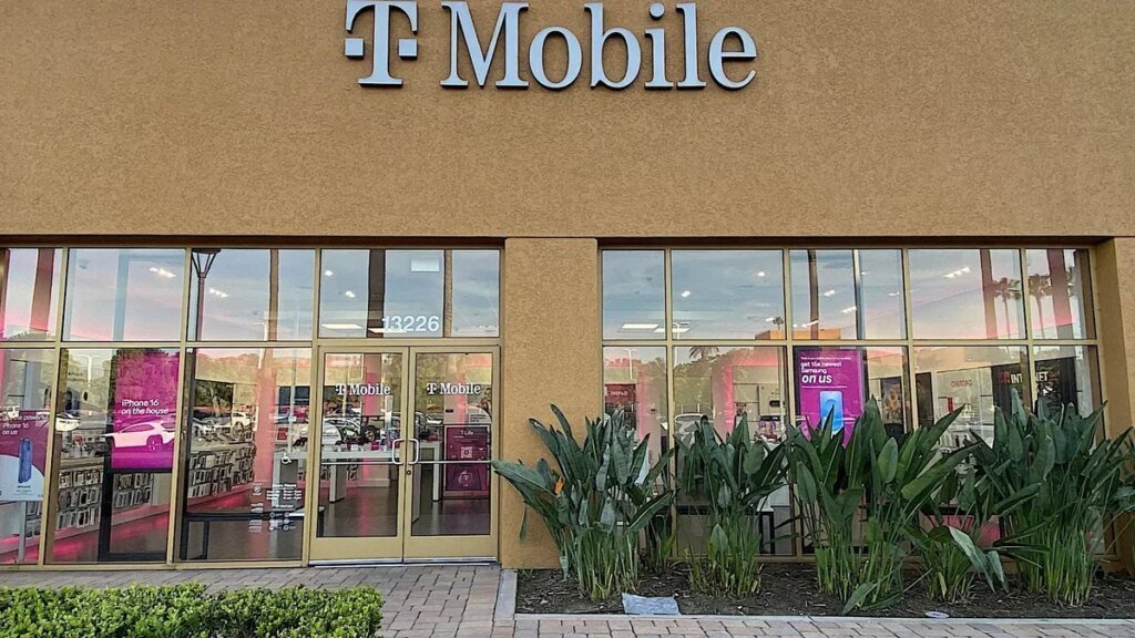 T-Mobile customers get confirmations for account activity they didn't authorize