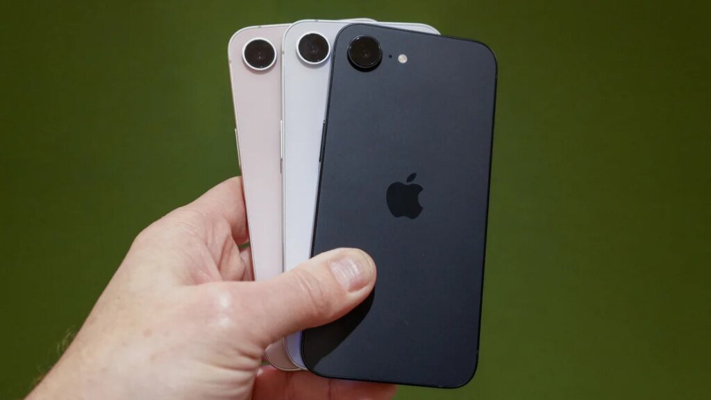 The Best Small Phones We've Tested for 2026