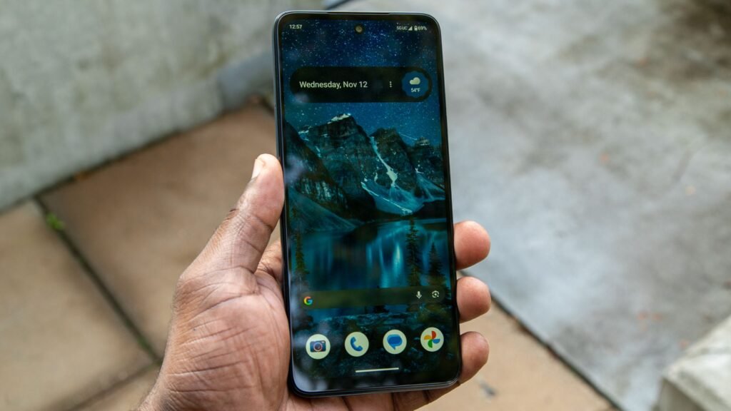 This new AT&T Pay as you go deal lands you a 2026 Motorola telephone for under 10 bucks — this is the way it works This new AT&T Prepaid deal lands you a 2026 Motorola phone for only 10 bucks — here's how it works