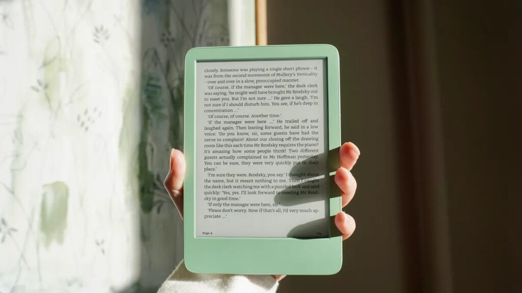 You can read PDFs and articles on your Kindle: How to send all kinds of files to your device