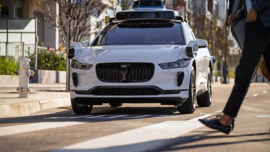 California police can soon ticket robotaxis