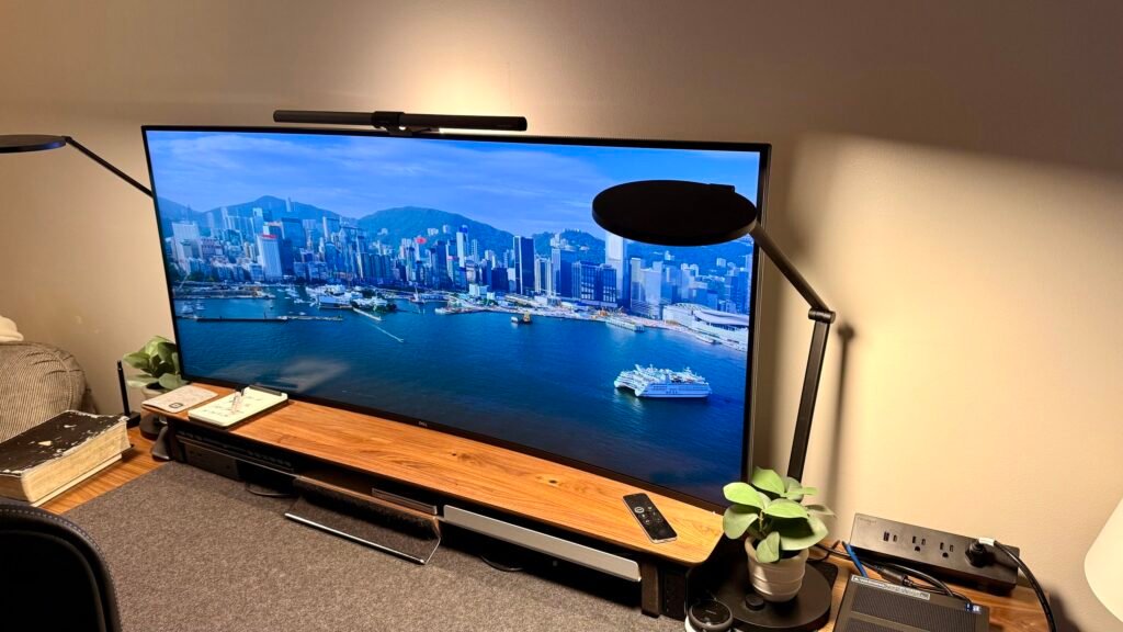 Dell UltraSharp 52 Thunderbolt Hub Monitor U5226KW review