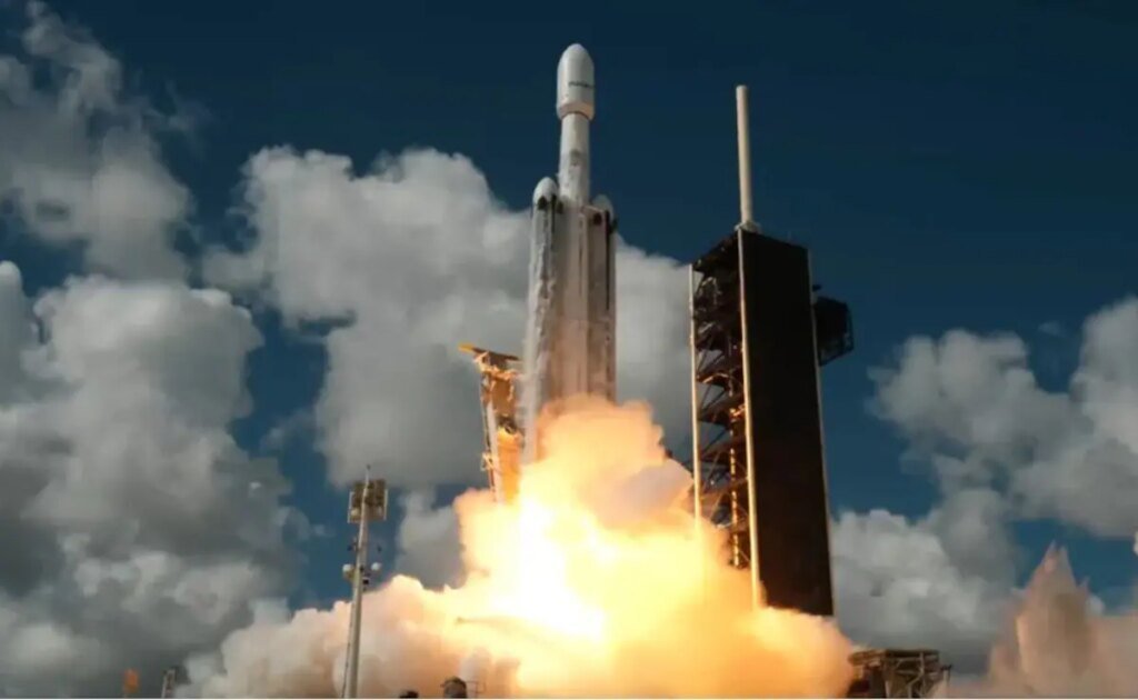 Falcon Heavy Roars Back to Life with Powerful Broadband Satellite Launch
