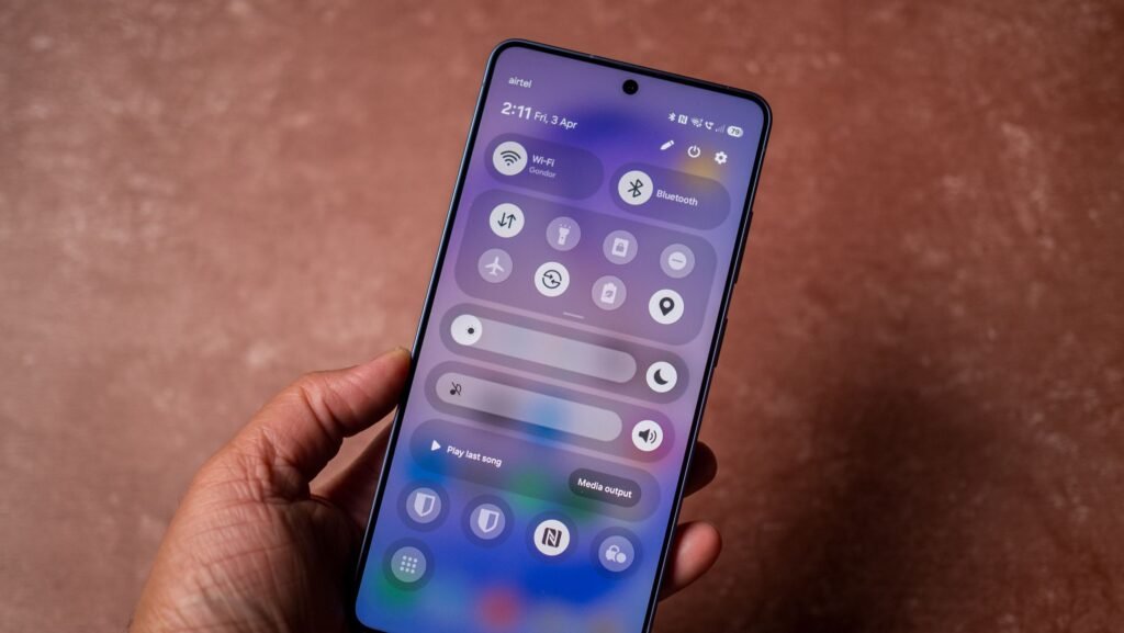 Ready for a change? Switch from AT&T or Verizon and T-Mobile will give you up to $800 to pay off your phone